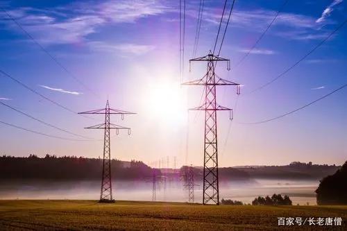  高壓線沒(méi)有外絕緣護(hù)套，下雨天能防漏電嗎？